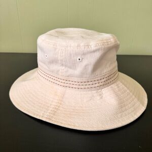 Pistil Soft White Bucket Hat